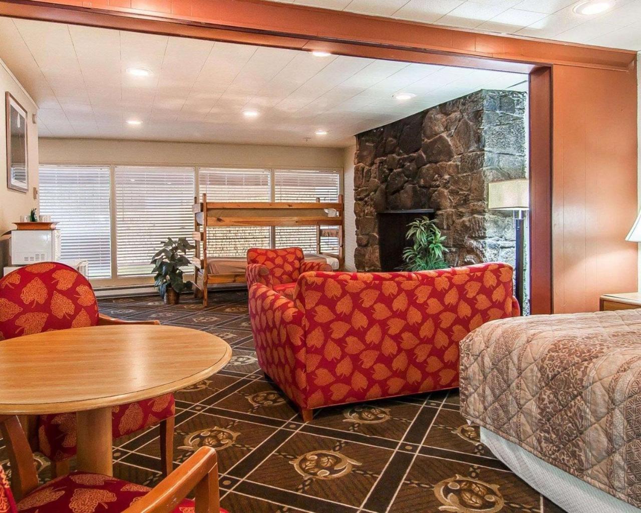 Old Mill & Motel 2*